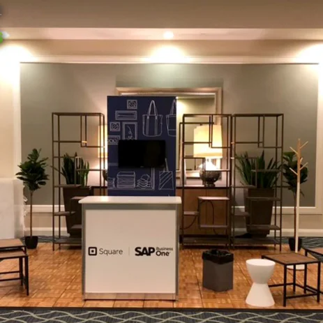 10-21-18 10x15 oak floor conference room trade show 2 - small